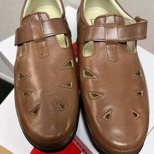 Women shoes